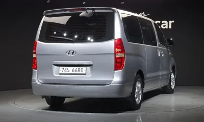 Hyundai Starex