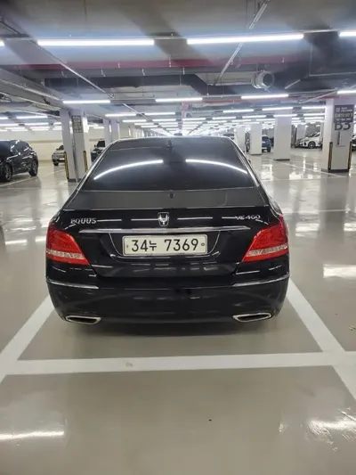 Hyundai Equus