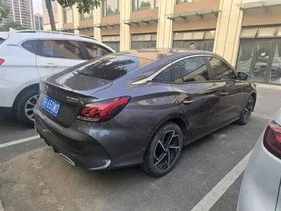 MG MG5