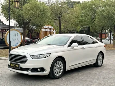 Ford Taurus