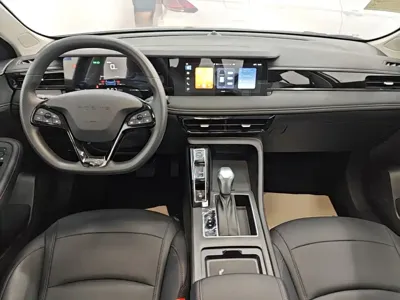 Roewe i5