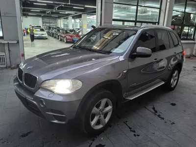 BMW X5 (Import)