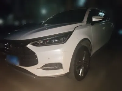 BYD Tang