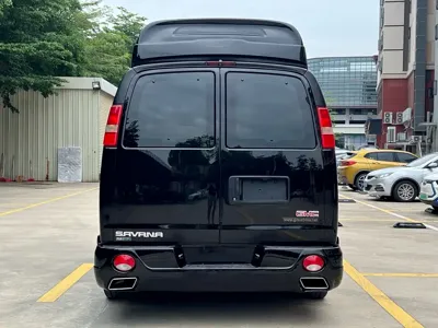 GMC Savana