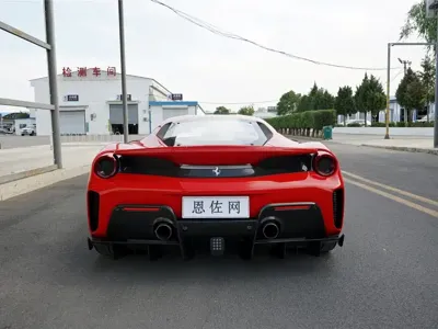 Ferrari 488