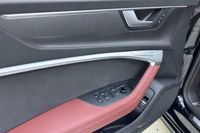Audi A7L