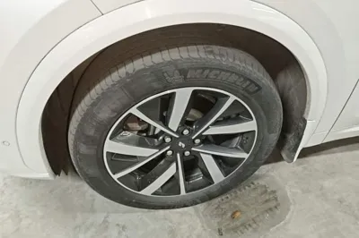 Li Auto L7