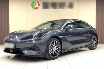 Denza Z9