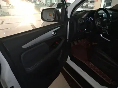 Isuzu RE-MAX 瑞迈