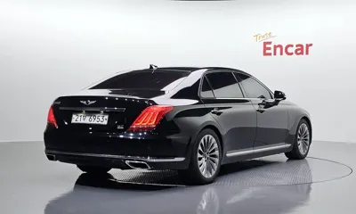 Genesis EQ900