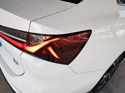 Roewe i5