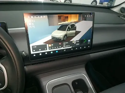 Leapmotor C10
