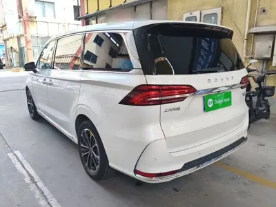 Roewe iMAX8