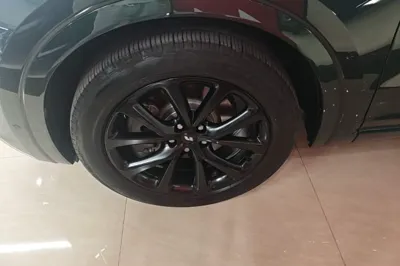 Li Auto ONE