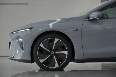 Nio ET7