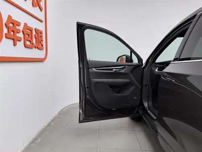 Cadillac XT6