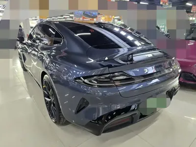 Xiaomi SU7