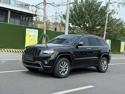 Jeep Grand Cherokee (Import)