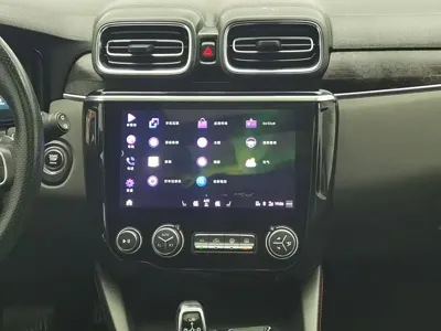 Lynk & Co 02