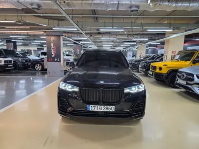 BMW X7