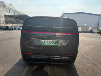 Li Auto Li MEGA