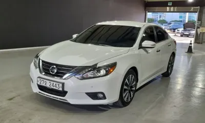 Nissan Altima