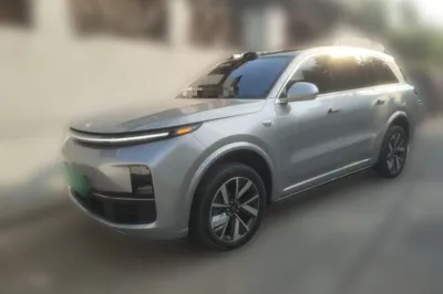Li Auto L8