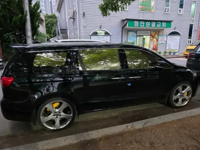 Kia Canival