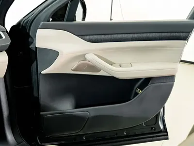 Nio ES8