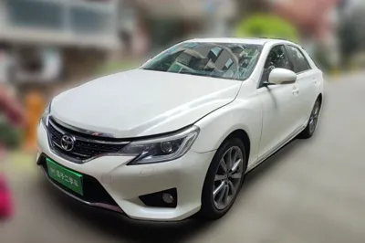 Toyota Reiz