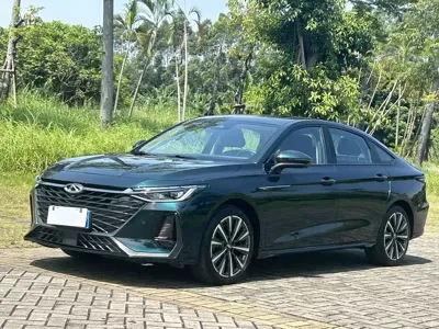 Chery Arrizo 8