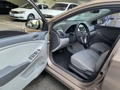 Hyundai Verna