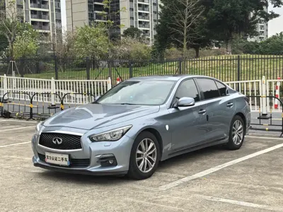 Infiniti Q50L