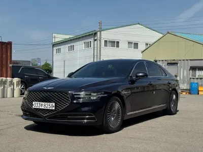 Genesis G90
