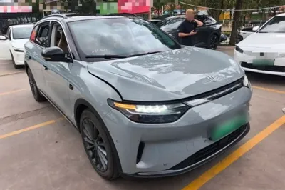 Leapmotor C11