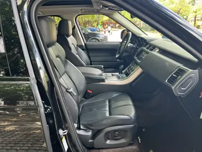 Land Rover Sport