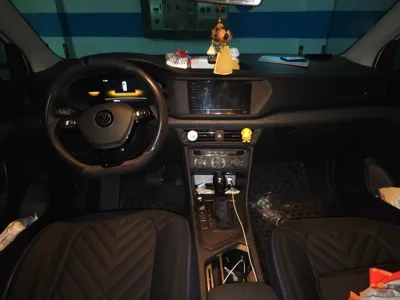 Volkswagen Tharu
