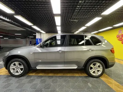 BMW X5 (Import)