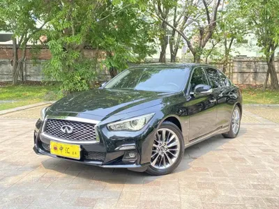 Infiniti Q50L