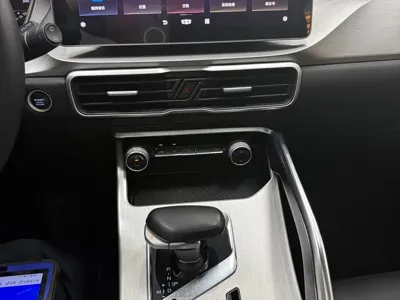Geely Binyue