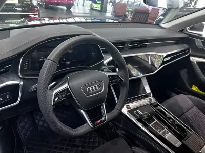Audi S7