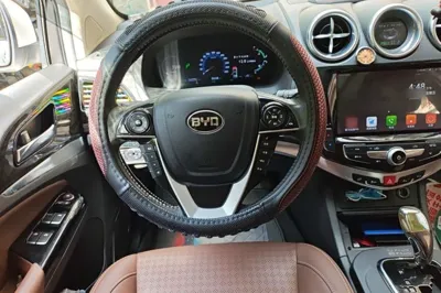 BYD S7