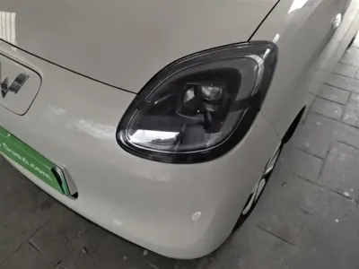 Wuling MINIEV