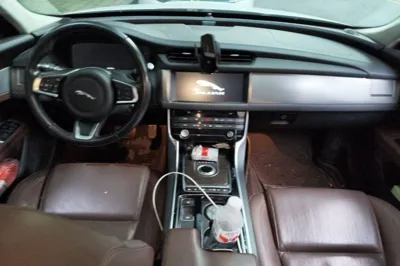 Jaguar XFL