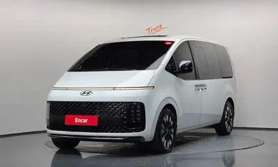 Hyundai Staria