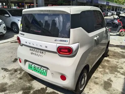 Wuling MINIEV