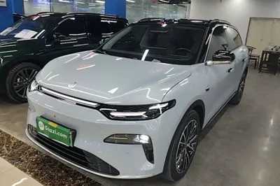 Leapmotor C11