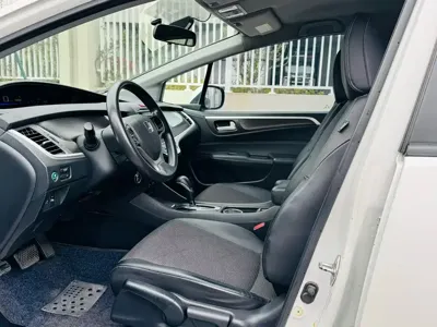 Honda Jade