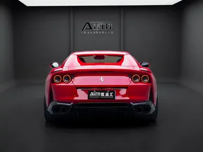 Ferrari 812