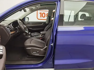 Roewe RX8